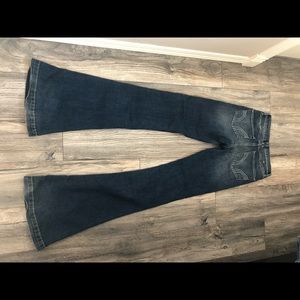 High rise flare stretchy jeans